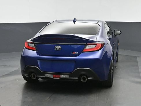 Used 2025 Toyota GR86 Premium RWD image 6