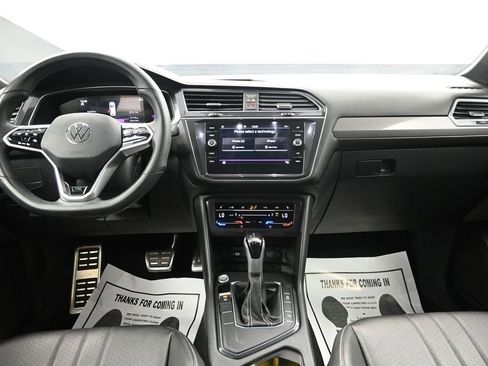 Used 2023 Volkswagen Tiguan SE R-Line FWD image 32