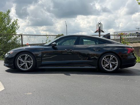 Used 2023 Audi e-tron GT Premium Plus AWD/4WD image 2