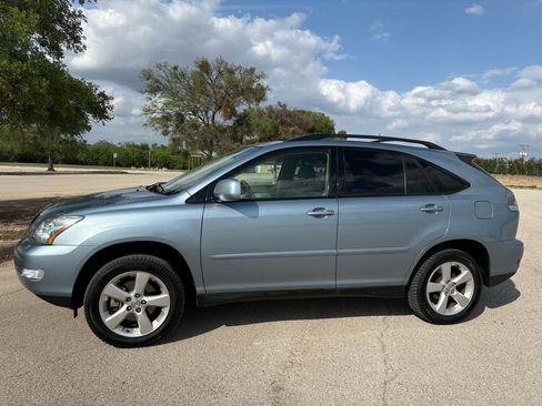 Used 2005 Lexus RX 330 AWD image 2