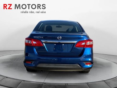 Used 2019 Nissan Sentra S image 4