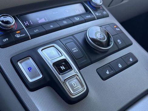 Used 2022 Hyundai Palisade SEL w/ Premium Package image 19