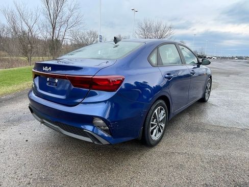 Certified 2023 Kia Forte LXS image 3
