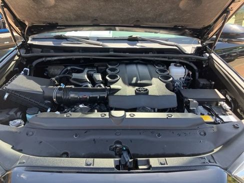 Used 2023 Toyota 4Runner SR5 Premium image 34