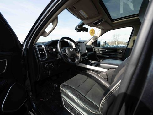 Used 2019 RAM 1500 Laramie image 8