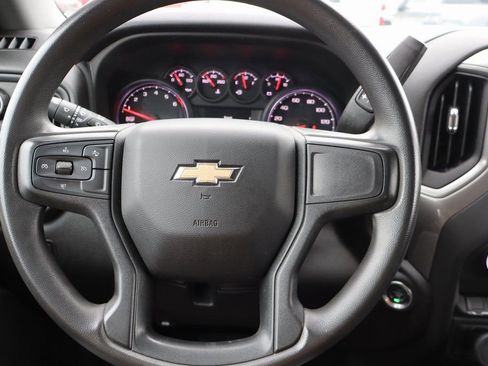 Used 2023 Chevrolet Silverado 1500 Custom AWD/4WD image 6