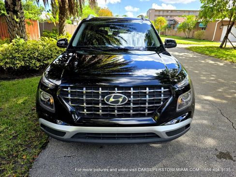 Used 2020 Hyundai Venue SEL w/ Convenience Package FWD image 17