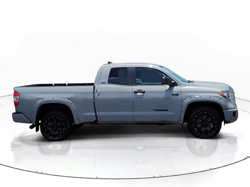 Used 2021 Toyota Tundra SR5 w/ SR5 Upgrade Package AWD/4WD image 5