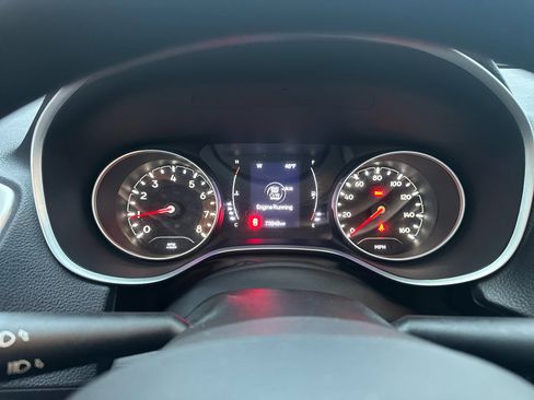 Used 2018 Jeep Compass Sport image 40