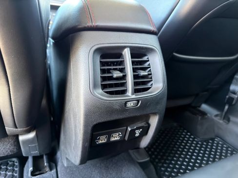 Used 2021 Jeep Cherokee Trailhawk w/ Sun, Sound & Nav Group AWD/4WD image 22