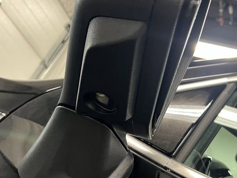 New 2026 GMC Sierra 1500 SLT w/ SLT Convenience Package image 13