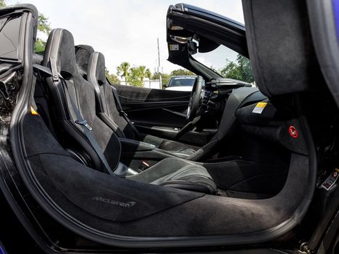 New 2026 McLaren 750S Spider RWD image 58
