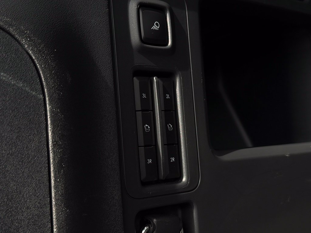 Used 2025 Lincoln Navigator L Reserve AWD/4WD image 21