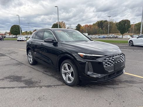 New 2025 Audi Q5 Premium Plus image 1