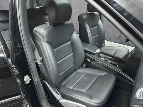 Used 2010 Mercedes-Benz ML 550 4MATIC image 31
