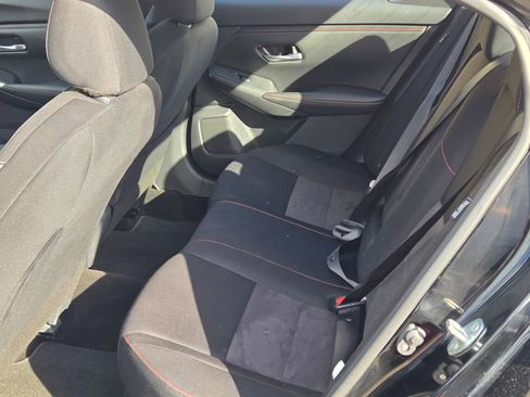 Used 2025 Nissan Sentra SR image 21