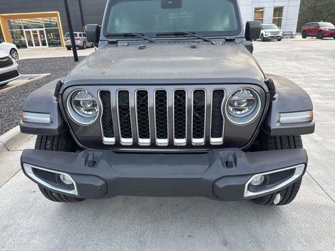 Used 2021 Jeep Wrangler Unlimited Sahara w/ Dual Top Group AWD/4WD image 13