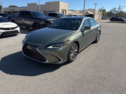 Used 2019 Lexus ES 350 image 3