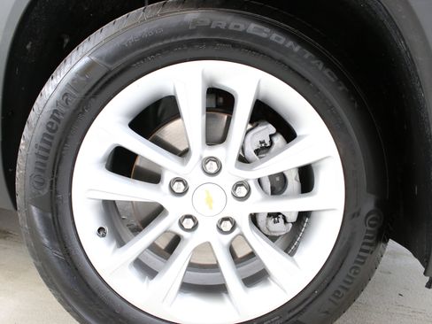 Used 2024 Chevrolet TrailBlazer LS image 33