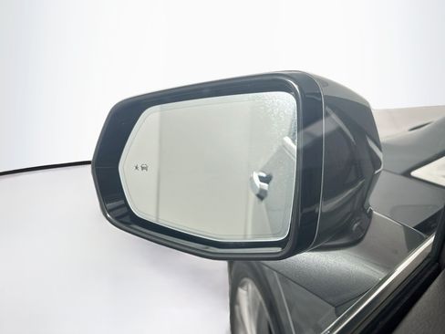 Used 2022 Cadillac XT6 Premium Luxury FWD image 16