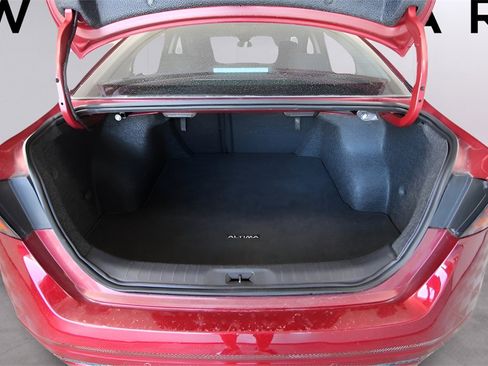 Used 2023 Nissan Altima 2.5 SL image 8