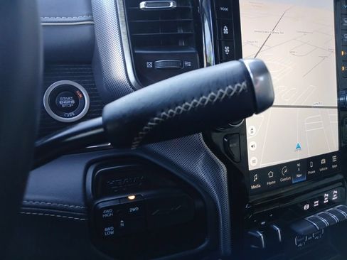 Used 2023 RAM 2500 Limited AWD/4WD image 14