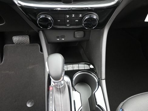 New 2026 Buick Encore GX Sport Touring AWD/4WD image 18
