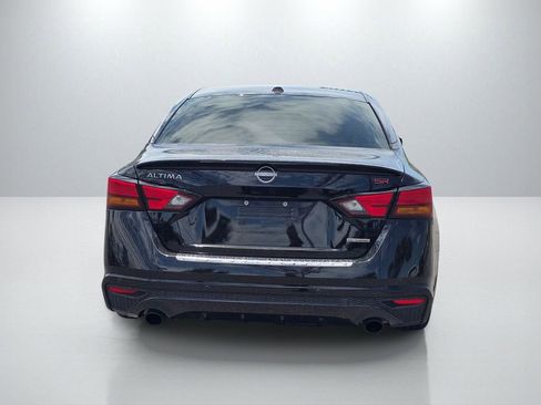 Used 2023 Nissan Altima 2.0 SR FWD image 6