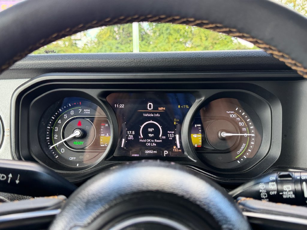Used 2024 Jeep Wrangler Unlimited AWD/4WD image 21