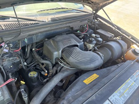 Used 2000 Ford F150 XL image 24