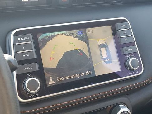 Used 2020 Nissan Kicks SR FWD image 13