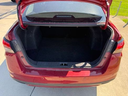 Used 2025 Nissan Versa SV w/ Trunk Package FWD image 12