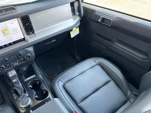 New 2025 Ford Bronco Outer Banks AWD/4WD image 20