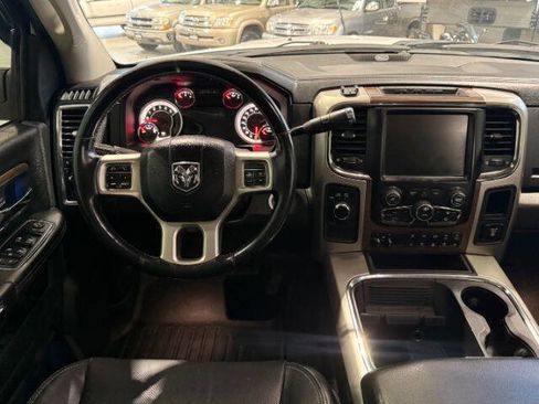 Used 2017 RAM 3500 Laramie w/ Convenience Group AWD/4WD image 20