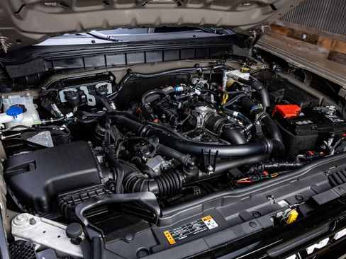 Used 2026 Ford Bronco Outer Banks AWD/4WD image 40