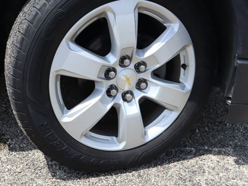 Used 2016 Chevrolet Traverse LT w/ Style and Technology Package image 27