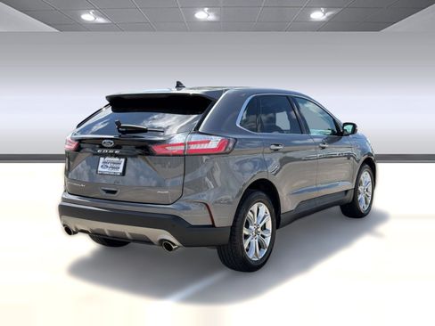 Certified 2023 Ford Edge Titanium AWD/4WD image 9