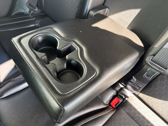 Used 2018 Jeep Compass Latitude FWD image 39