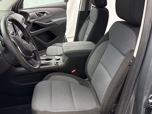 Used 2018 Chevrolet Traverse LT image 8