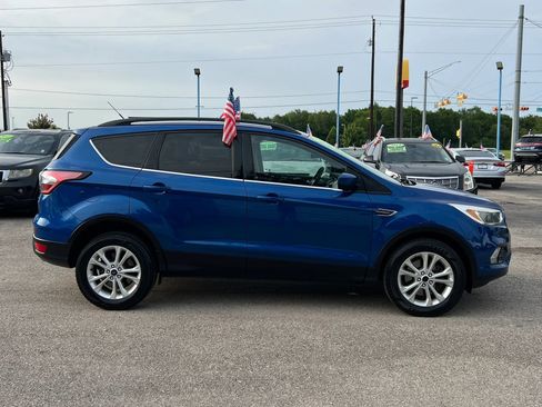 Used 2018 Ford Escape SE AWD/4WD image 5