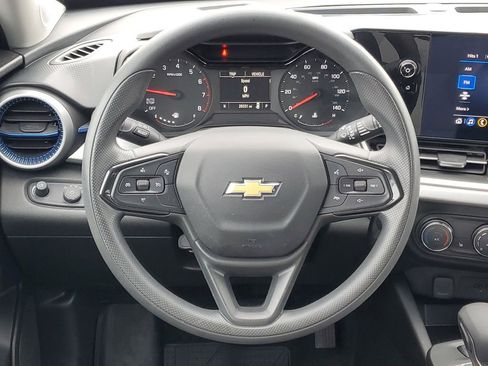 Certified 2024 Chevrolet Trax LS w/ LS Convenience Package image 23