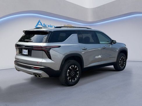 Used 2025 Chevrolet Traverse Z71 AWD/4WD image 5