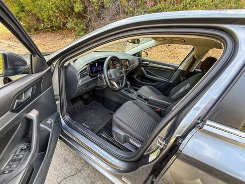 Used 2024 Volkswagen Jetta S FWD image 5