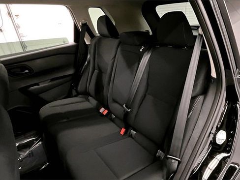 New 2026 Nissan Rogue S image 10