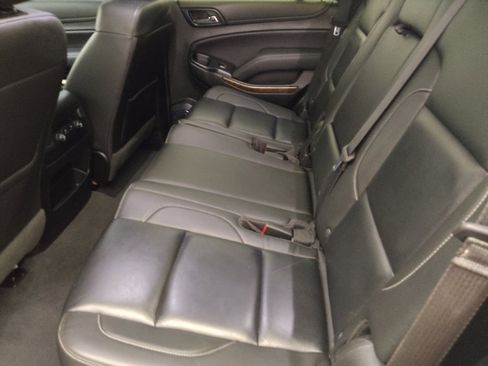 Used 2019 Chevrolet Tahoe LT RWD image 18