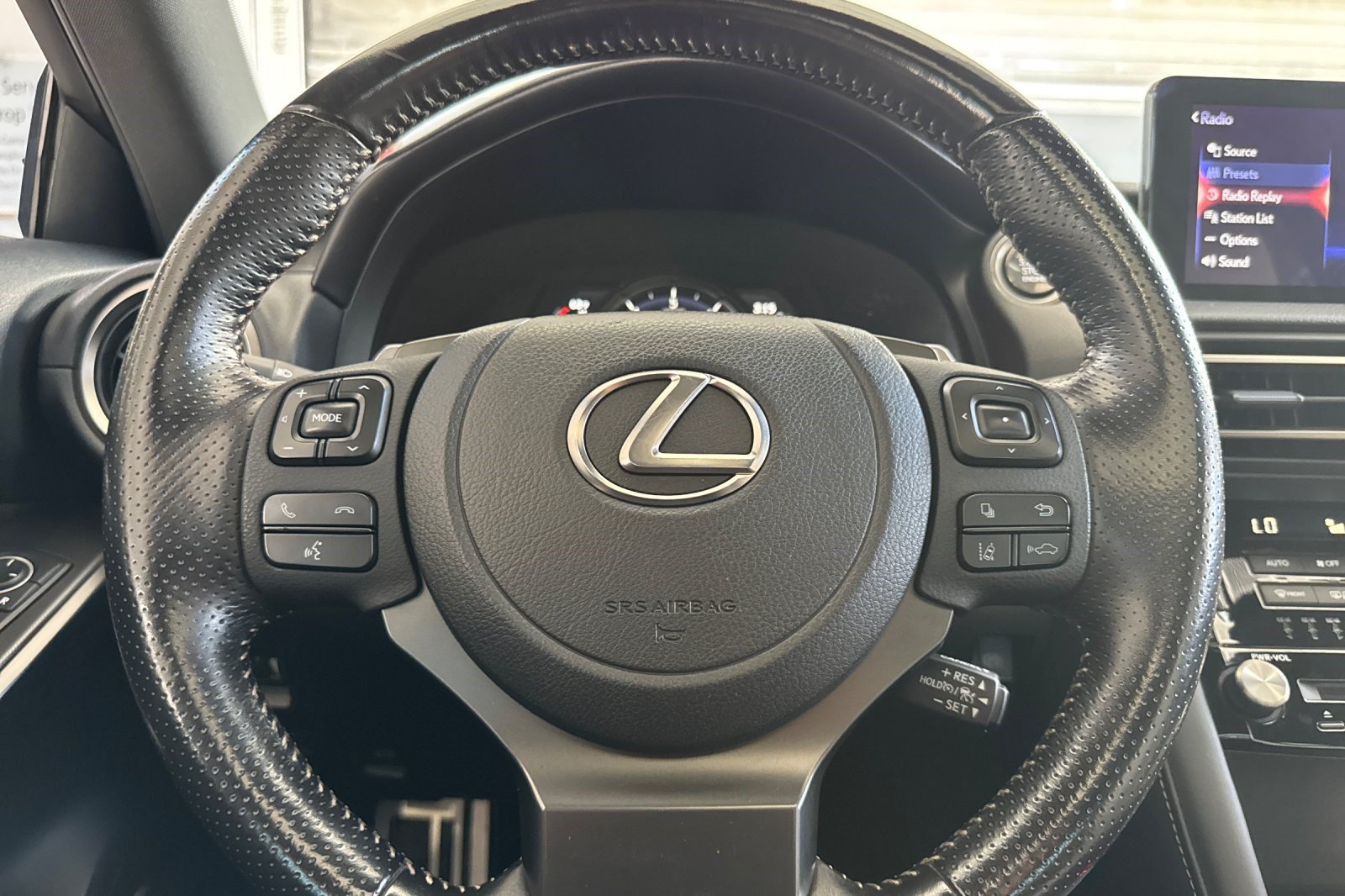 Used 2022 Lexus IS 350 F Sport w/ Navigation Package RWD image 28