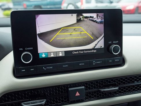 Certified 2024 Honda HR-V LX image 5