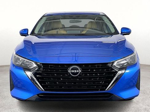 Certified 2025 Nissan Sentra SV w/ SV Premium Package image 5