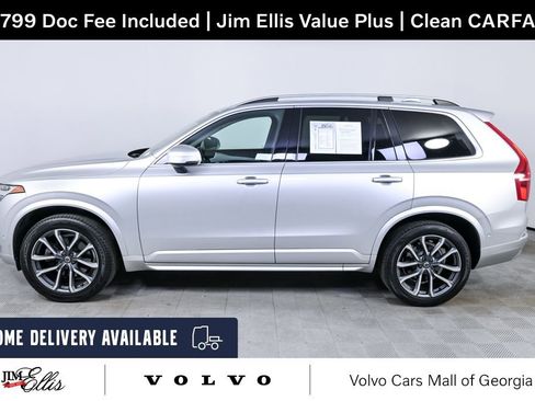 Used 2018 Volvo XC90 T6 Momentum w/ Convenience Package AWD/4WD image 3