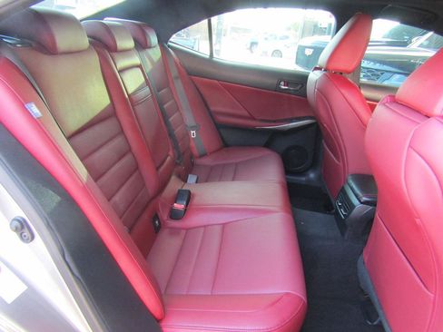 Used 2016 Lexus IS 200t RWD image 13